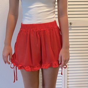 Light weight pull on shorts